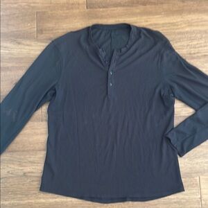 Lululemon Athletica Black Long Sleeve Tee